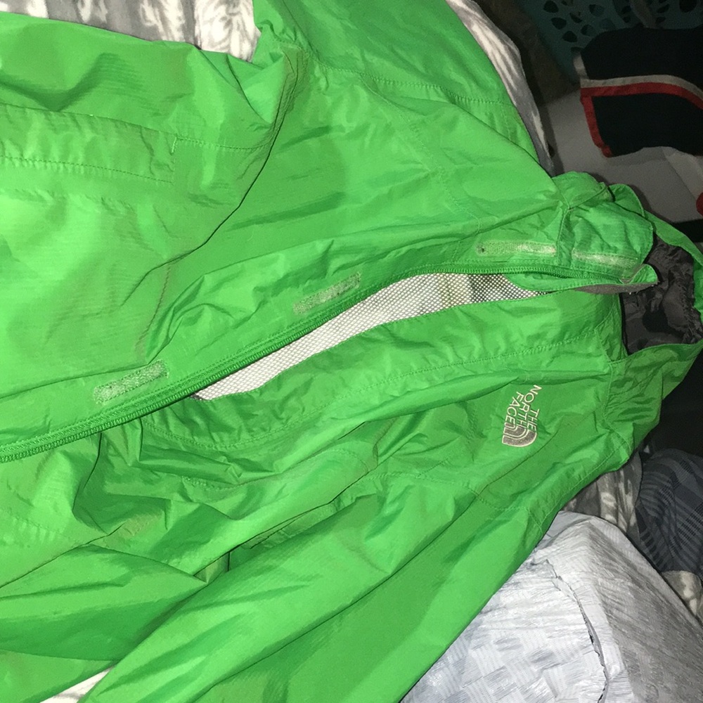 North face wind breaker